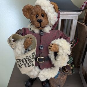 Boyds Bears Santa Nicholai S. Crumpleton Christmas